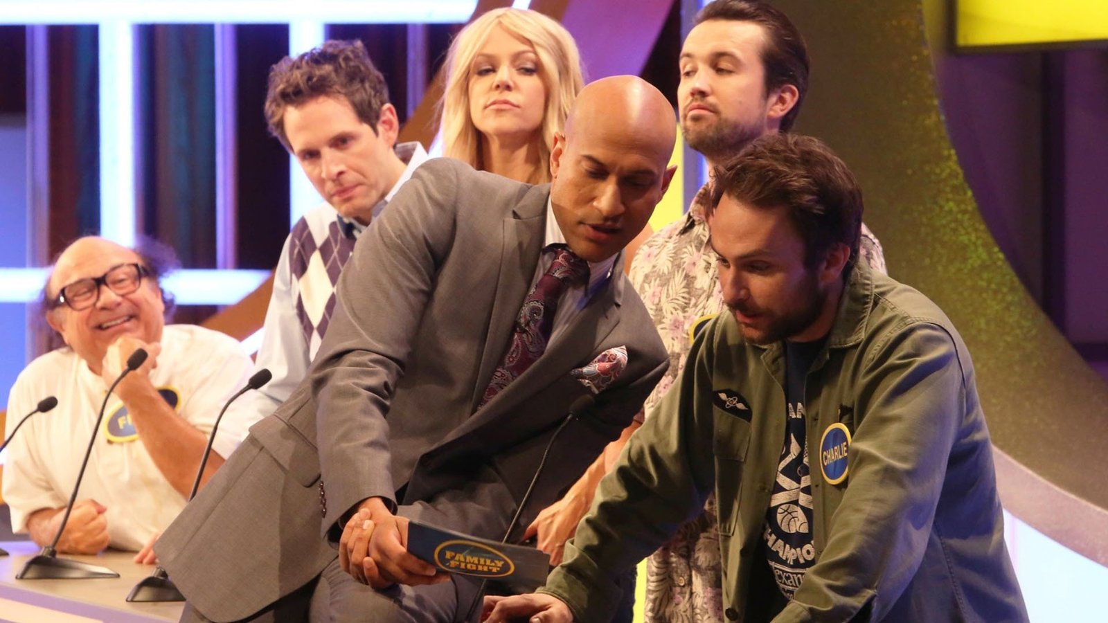 Episode The Gang Goes on Family Fight